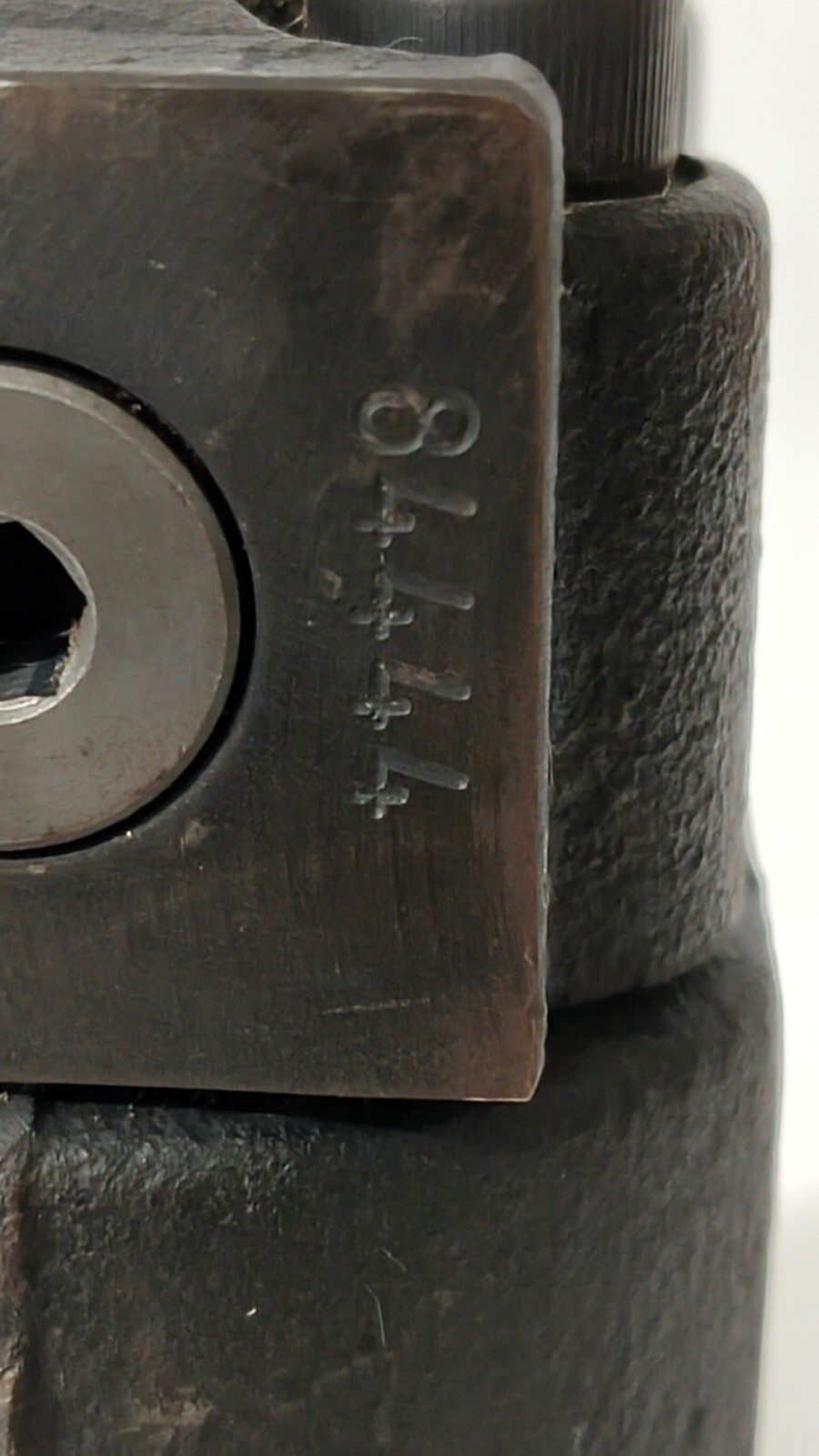 admin/uploads/uploads/PARKER r4vpixx-00x10a120_7.webp